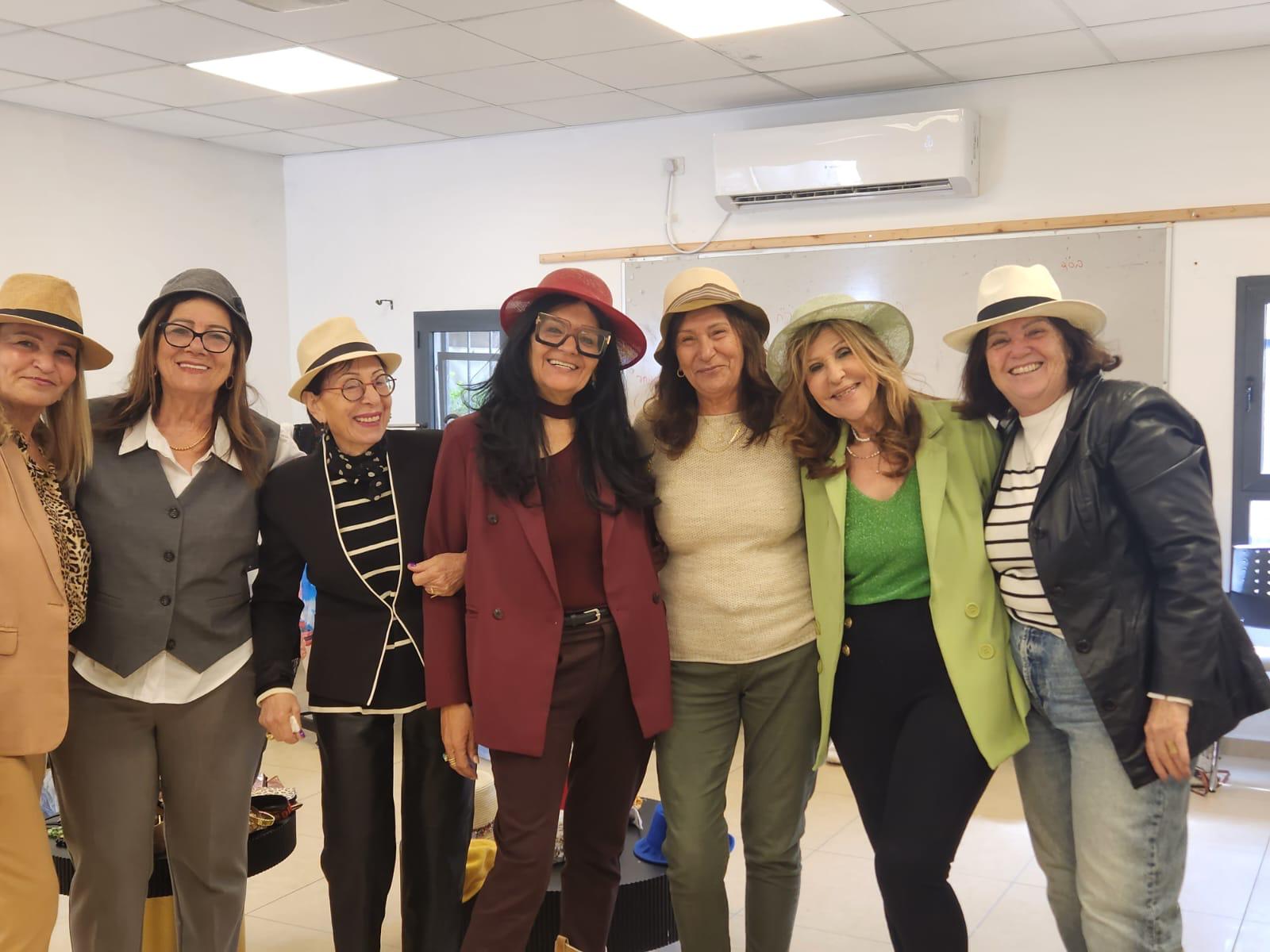 רגע מתוך סדנת סטיילינג תרפי של חגית נאמני — תמונה 14